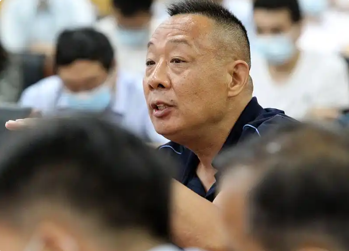 于东来建议员工给家人花钱不超3成